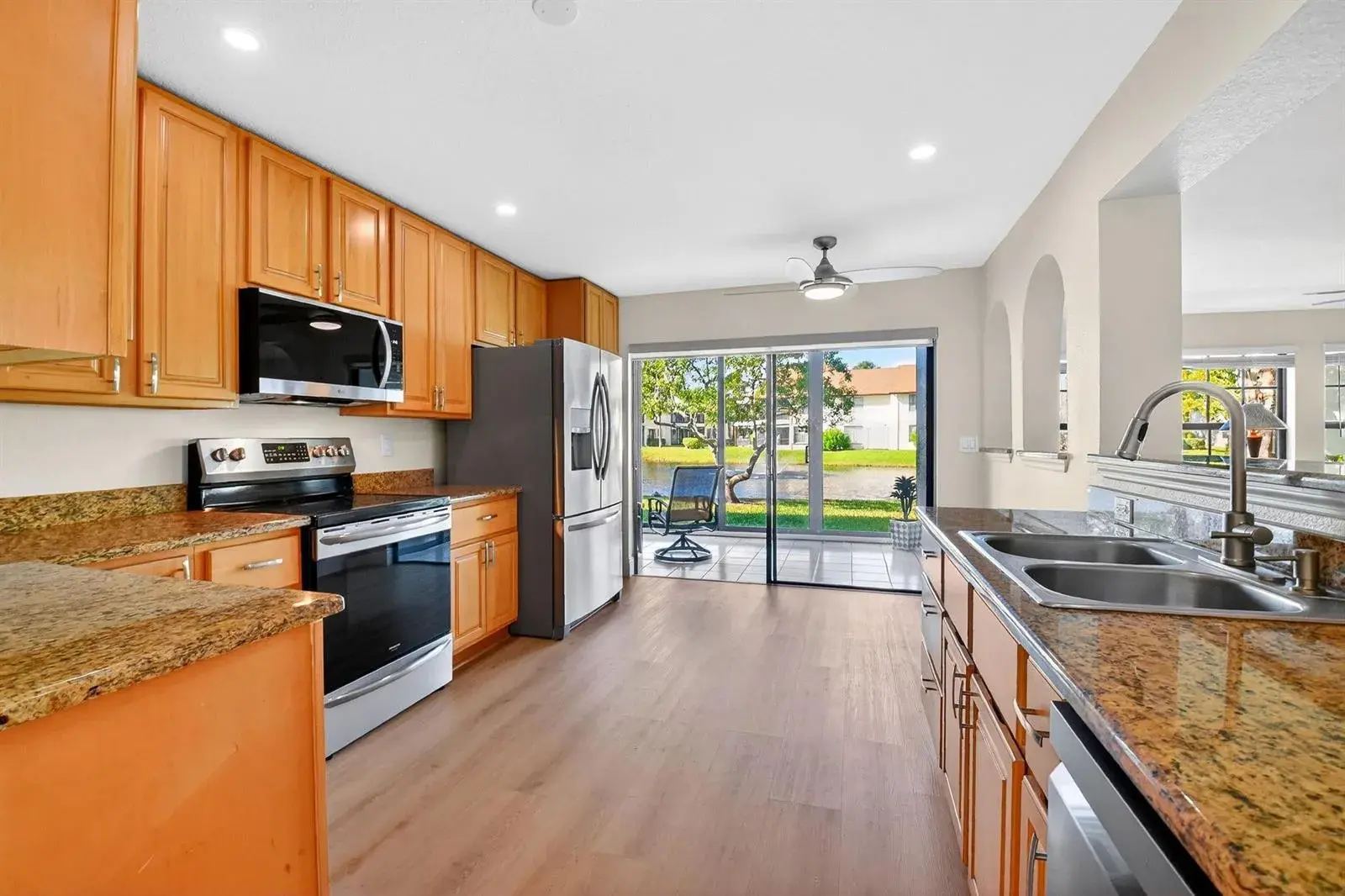3042 Lucerne Park Drive # 5612, FL 33467