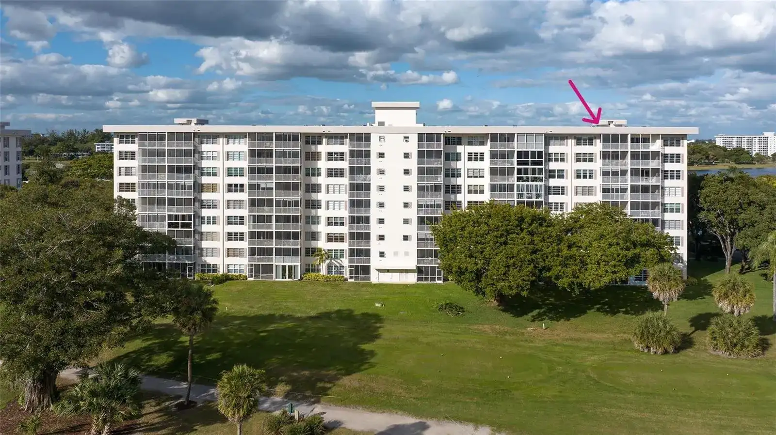 3050 N Palm Aire Drive # 909, Pompano Beach FL 33069 photo 2