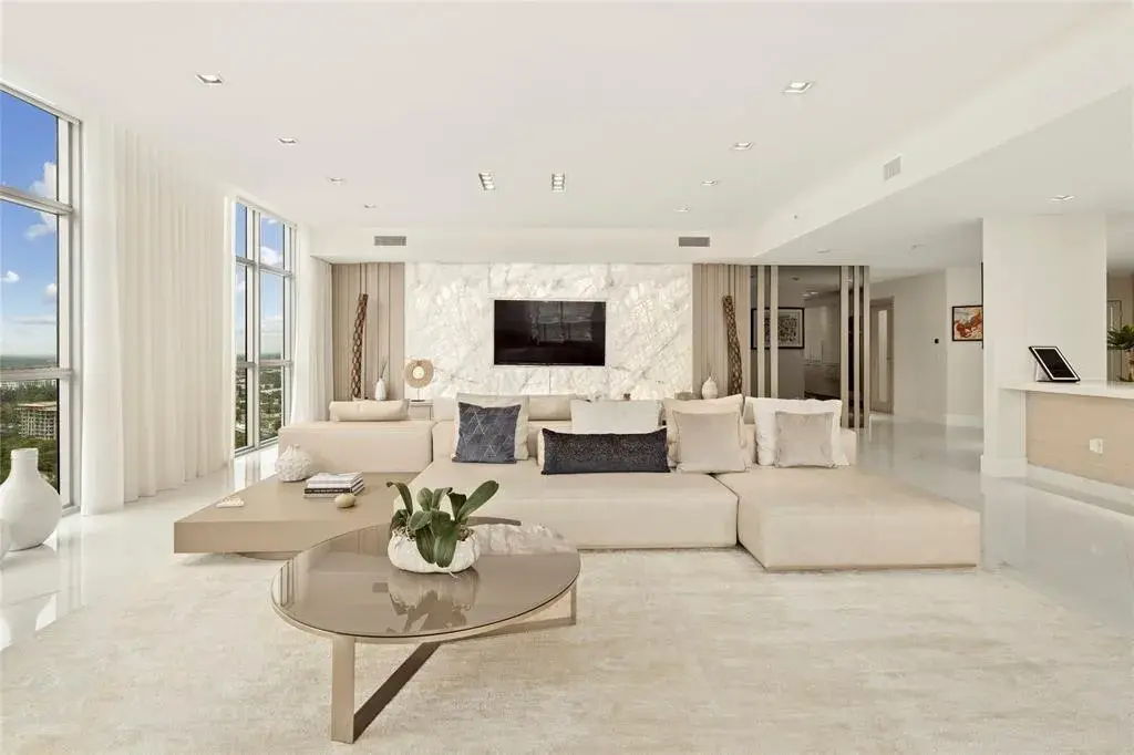 17301 Biscayne Boulevard # 7, Aventura FL 33160