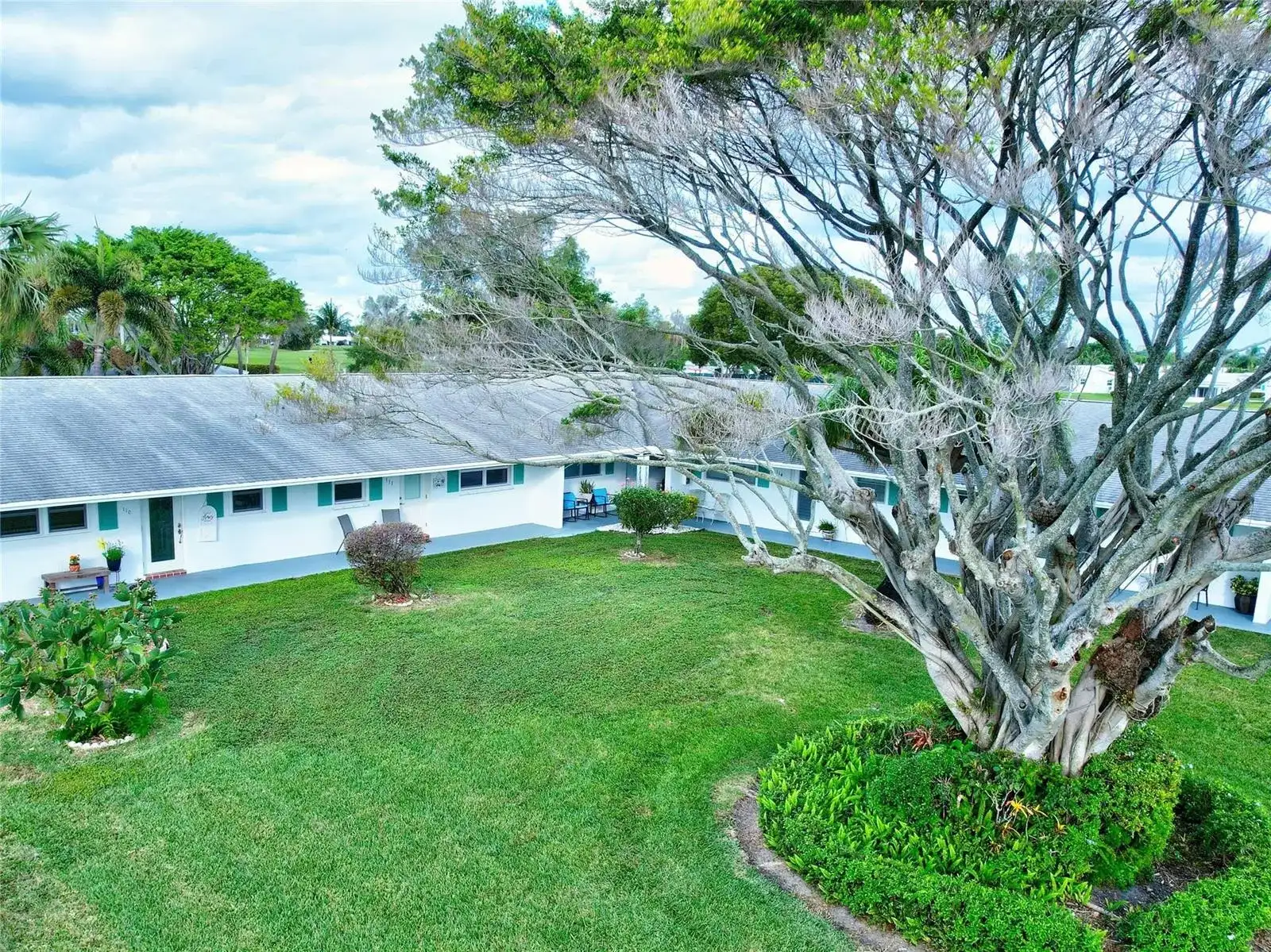 400 SW Golfview Terrace # 111, Boynton Beach FL 33426 photo 2