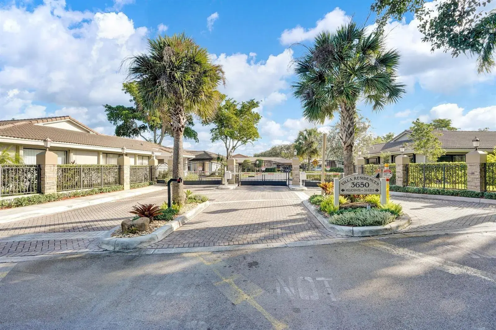 3650 N 36th Avenue # 51, Hollywood FL 33021