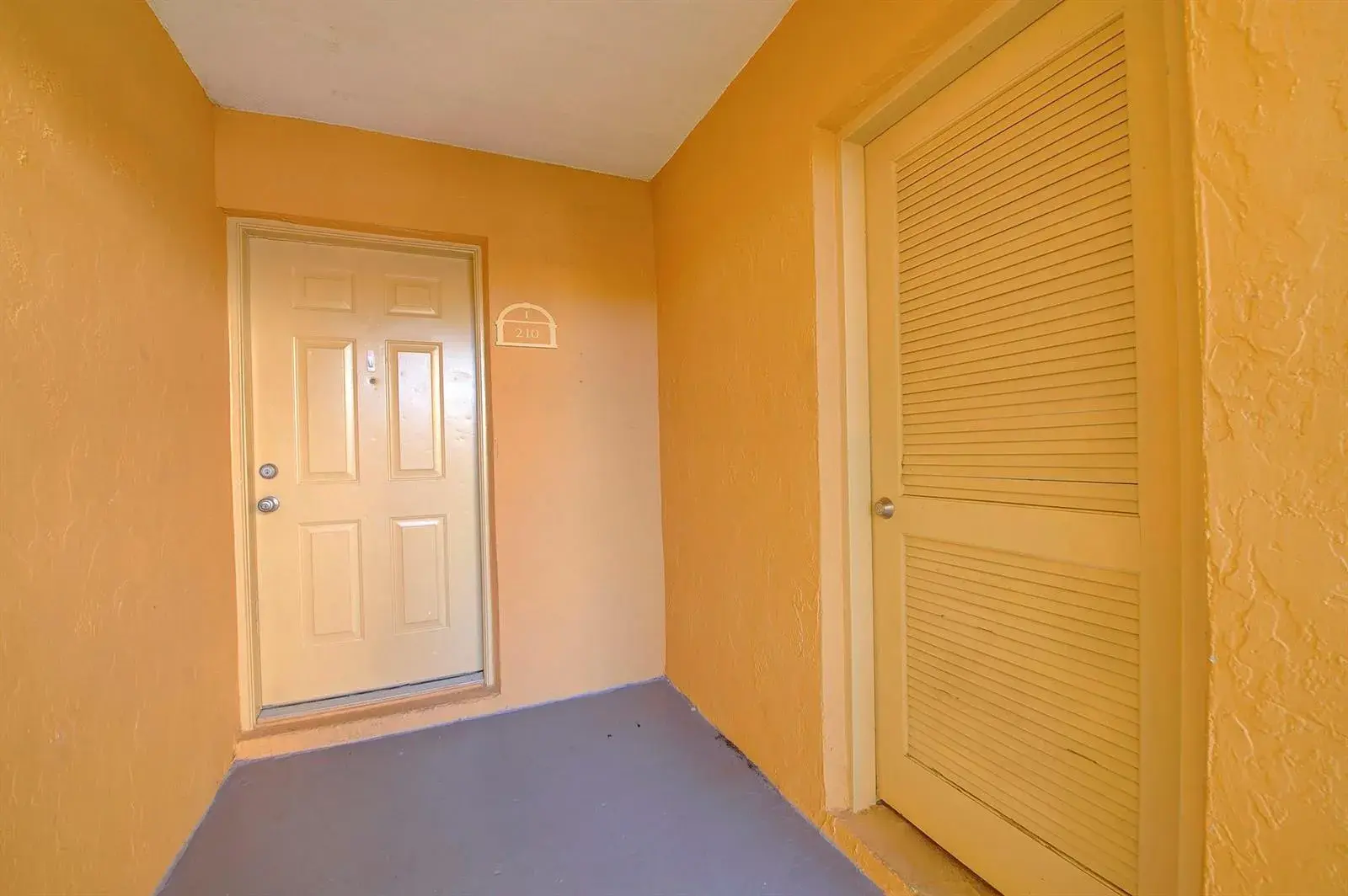 18111 NW 68th Avenue # I210, Hialeah FL 33015