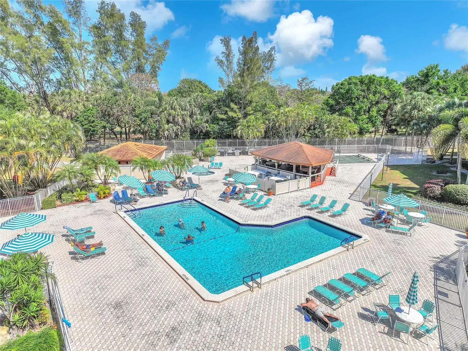 3910 Inverrary Boulevard # B, Lauderhill FL 33319