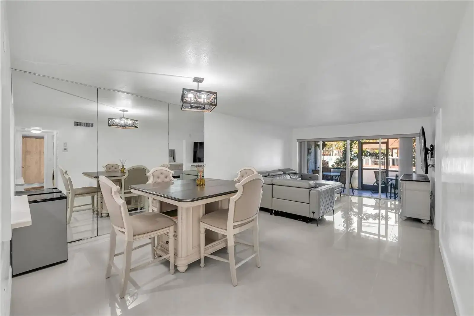 3920 Inverrary Boulevard # C, Lauderhill FL 33319 photo 4
