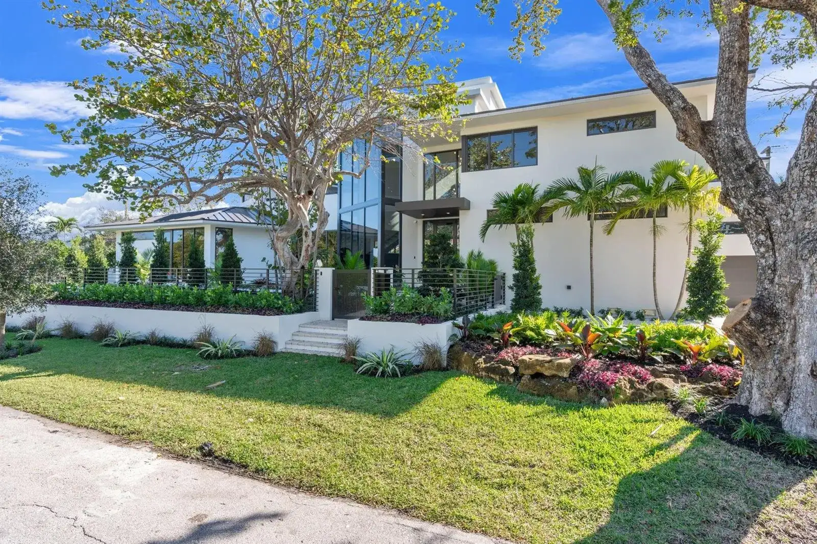 2035 Intracoastal Drive, Fort Lauderdale FL 33305 photo 3