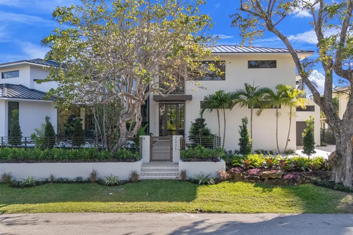 2035 Intracoastal Drive, Fort Lauderdale FL 33305