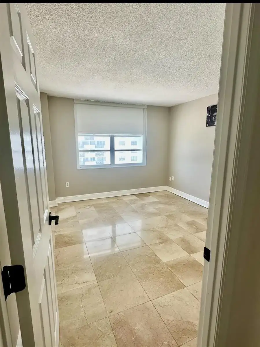 2750 NE 183rd Street # 709, Aventura FL 33160 photo 5