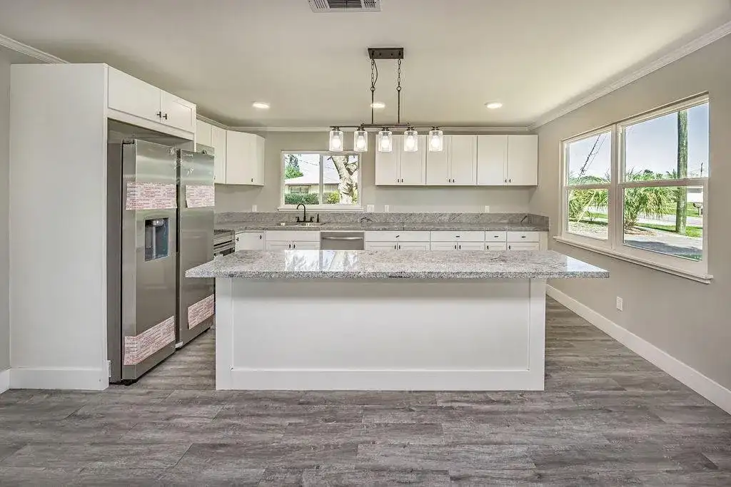 300 Riomar Drive, Port St. Lucie FL 34952 photo 3