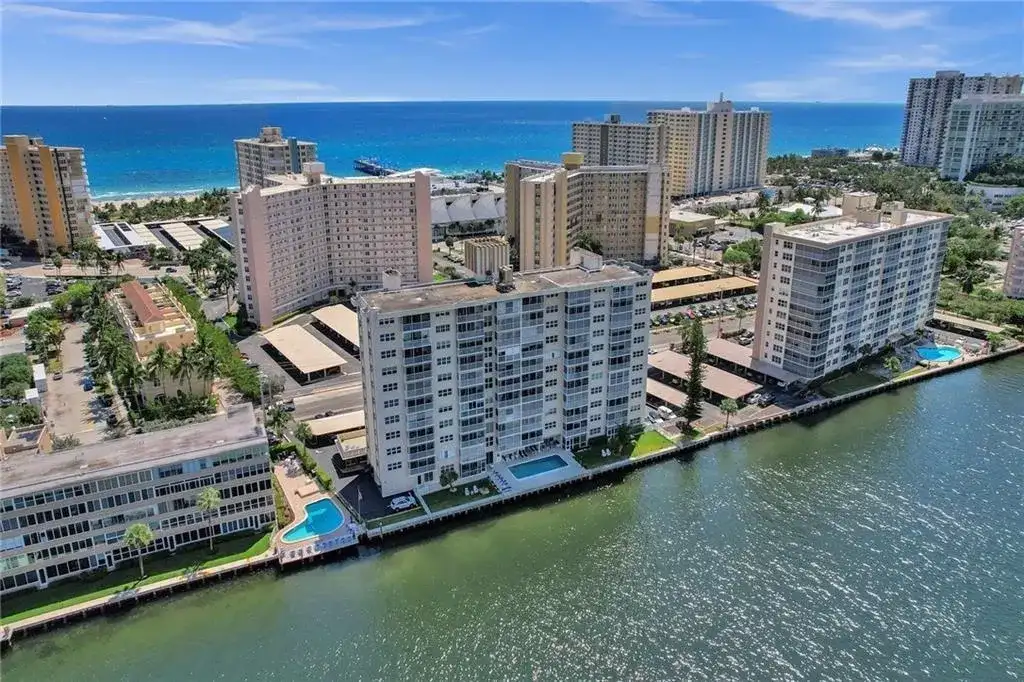303 N Riverside Drive # 4, Pompano Beach FL 33062 photo 2