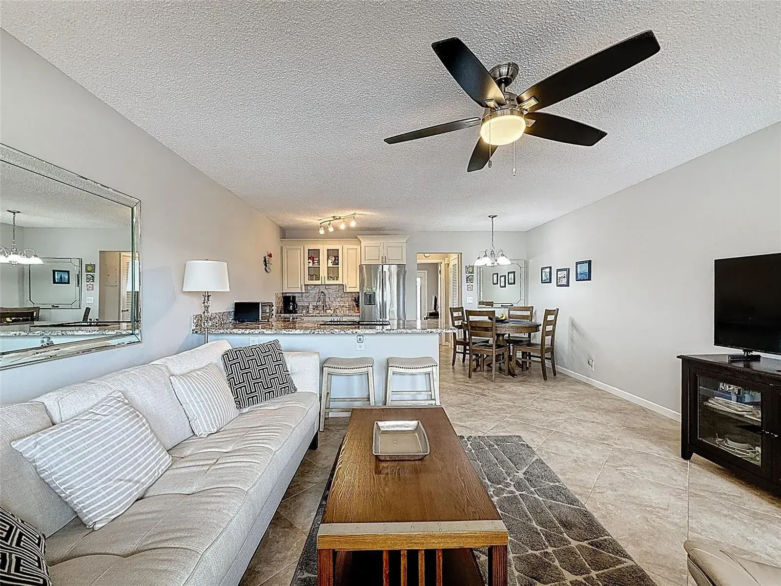 800 SW 11th Avenue # 12, Hallandale Beach FL 33009