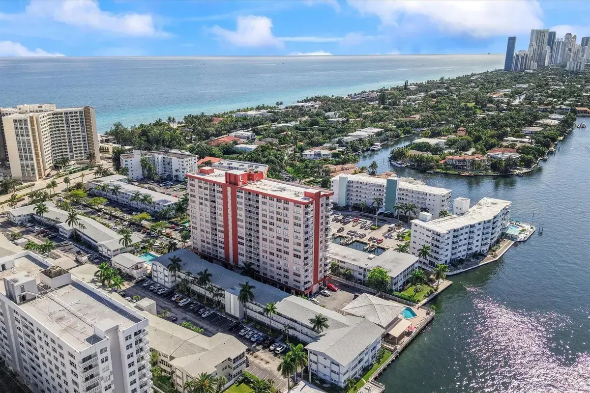3161 S Ocean Drive # 409, Hallandale Beach FL 33009