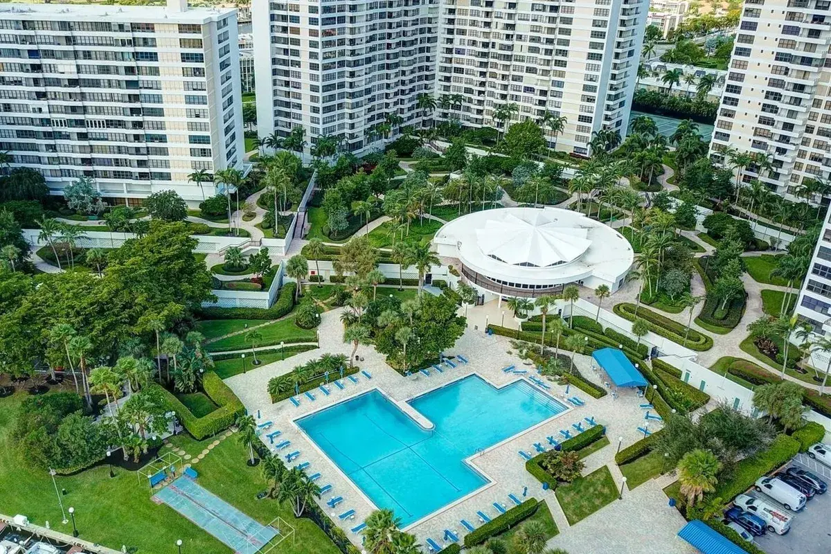 500 Three Islands Boulevard # 213, Hallandale Beach FL 33009