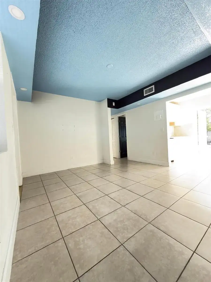 1832 NE 49th Street, Pompano Beach FL 33064 photo 3
