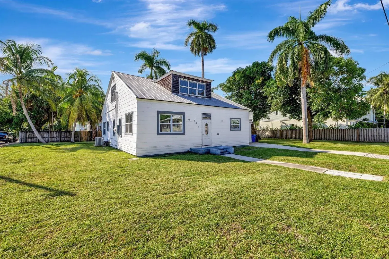 901 W Las Olas Boulevard, Fort Lauderdale FL 33312