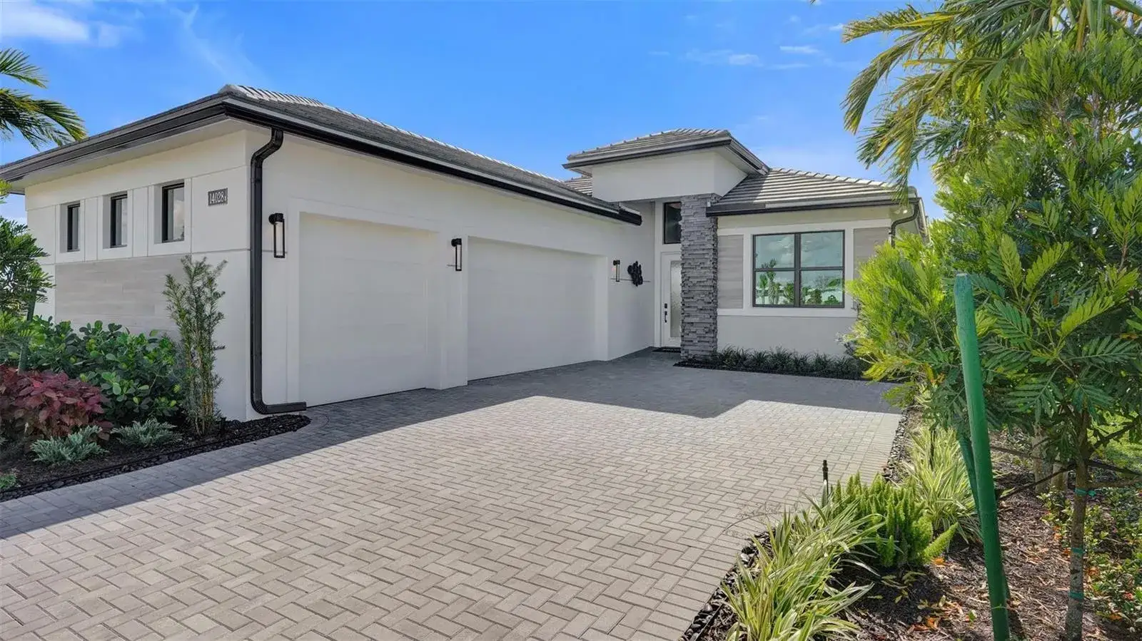 10208 Voltaire Place, Palm Beach Gardens FL 33412