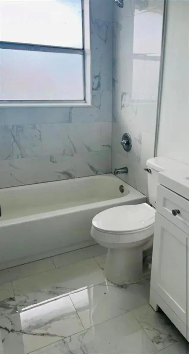 10076 Twin Lakes Drive, Coral Springs FL 33071