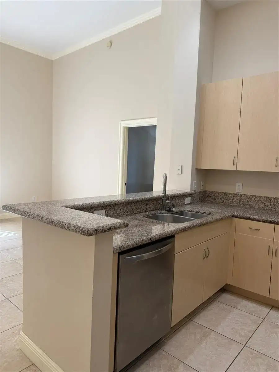 16102 Emerald Estates Drive # 103, Weston FL 33331 photo 3