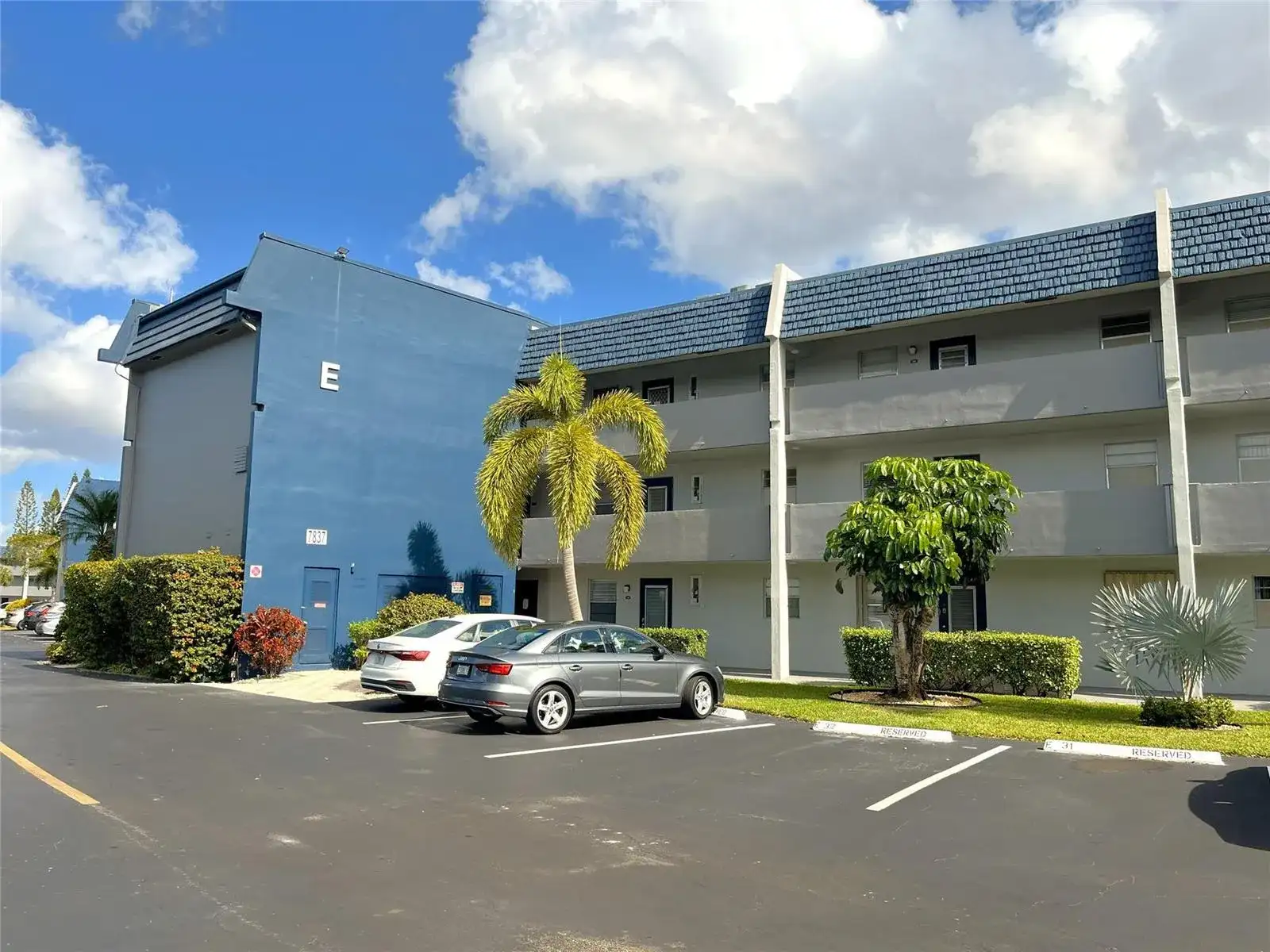 7837 Golf Circle Drive # 206, Margate FL 33063 photo 2