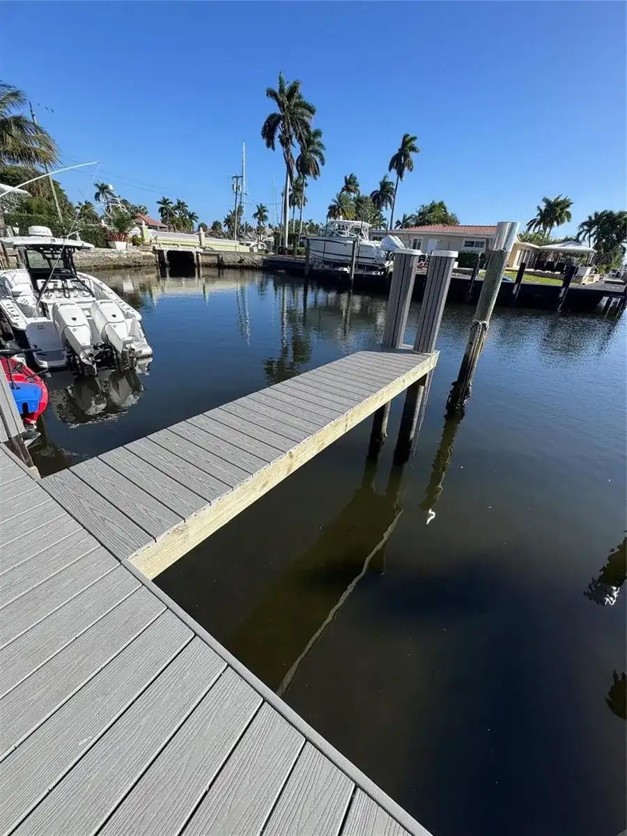 840 SE 22nd Avenue, Pompano Beach FL 33062
