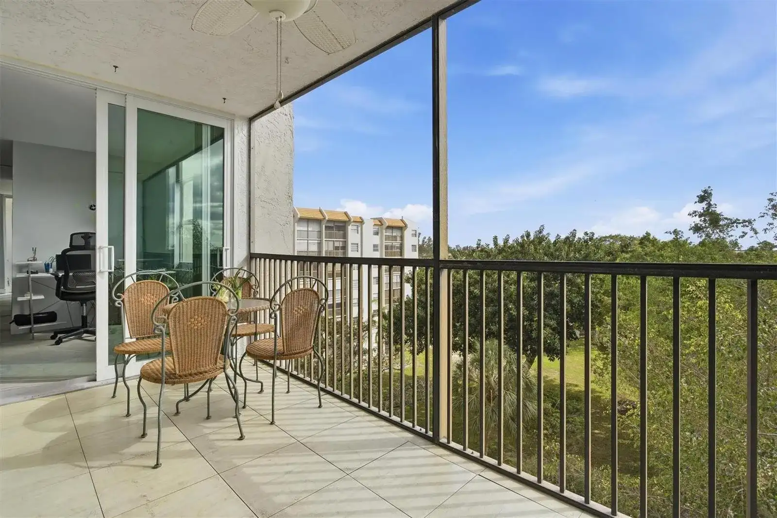 3910 Inverrary Boulevard # B, Lauderhill FL 33319 photo 4
