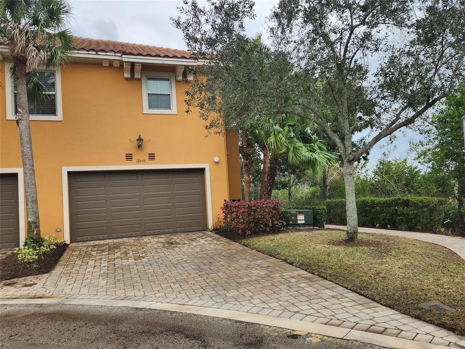 12698 NW 32nd Place, Sunrise FL 33323 photo 4