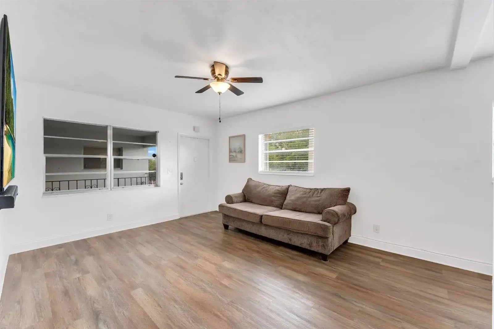 7401 Pines Boulevard # 201, Pembroke Pines FL 33024 photo 5