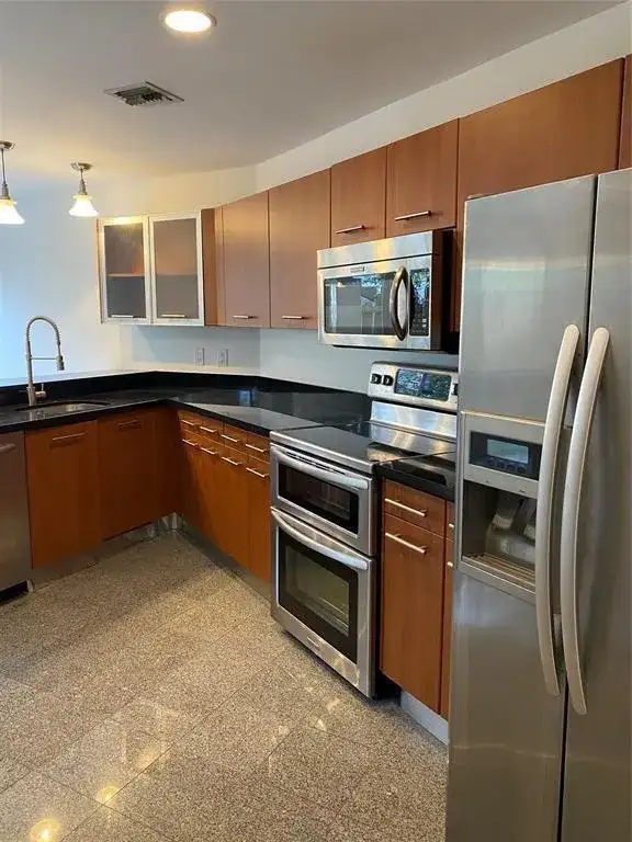 101 SE 15th Avenue, Fort Lauderdale FL 33301 photo 5