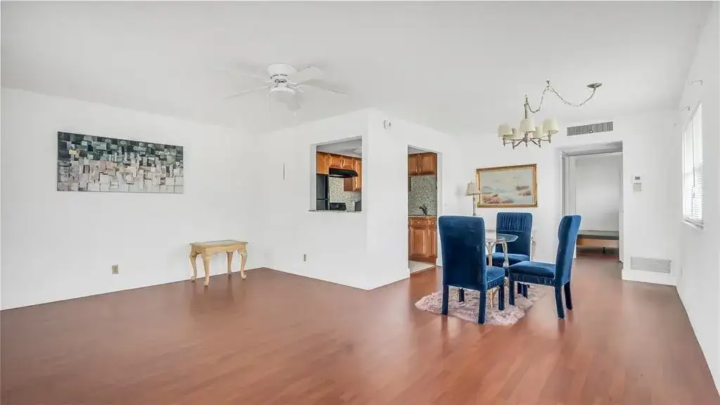 703 Brittany # O, Delray Beach FL 33446 photo 3