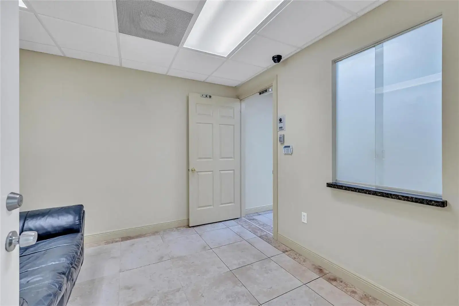 1400 E Oakland Park Boulevard # 103, Oakland Park FL 33334 photo 3