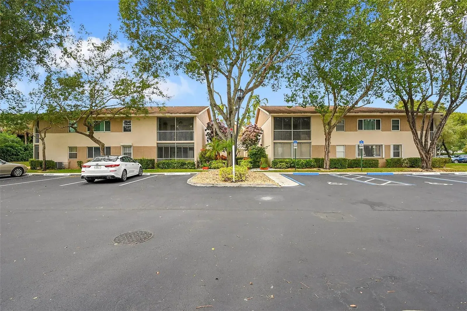 7553 Trent Drive # 211, Fort Lauderdale FL 33321