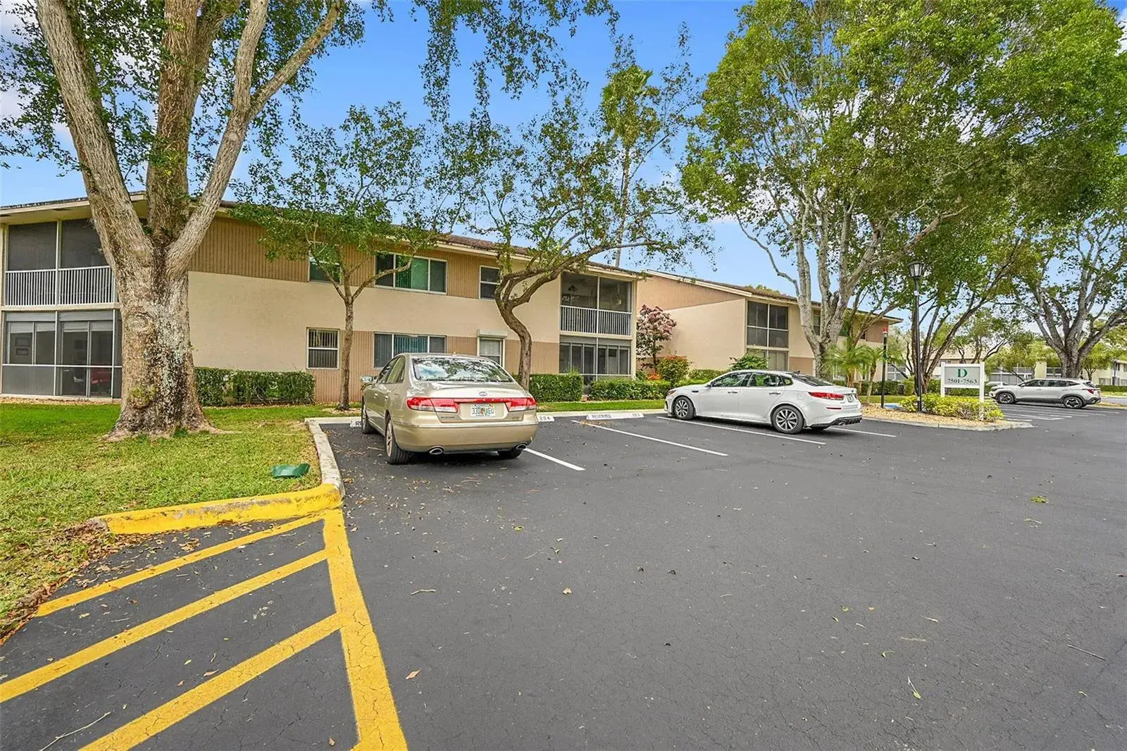 7553 Trent Drive # 211, Fort Lauderdale FL 33321