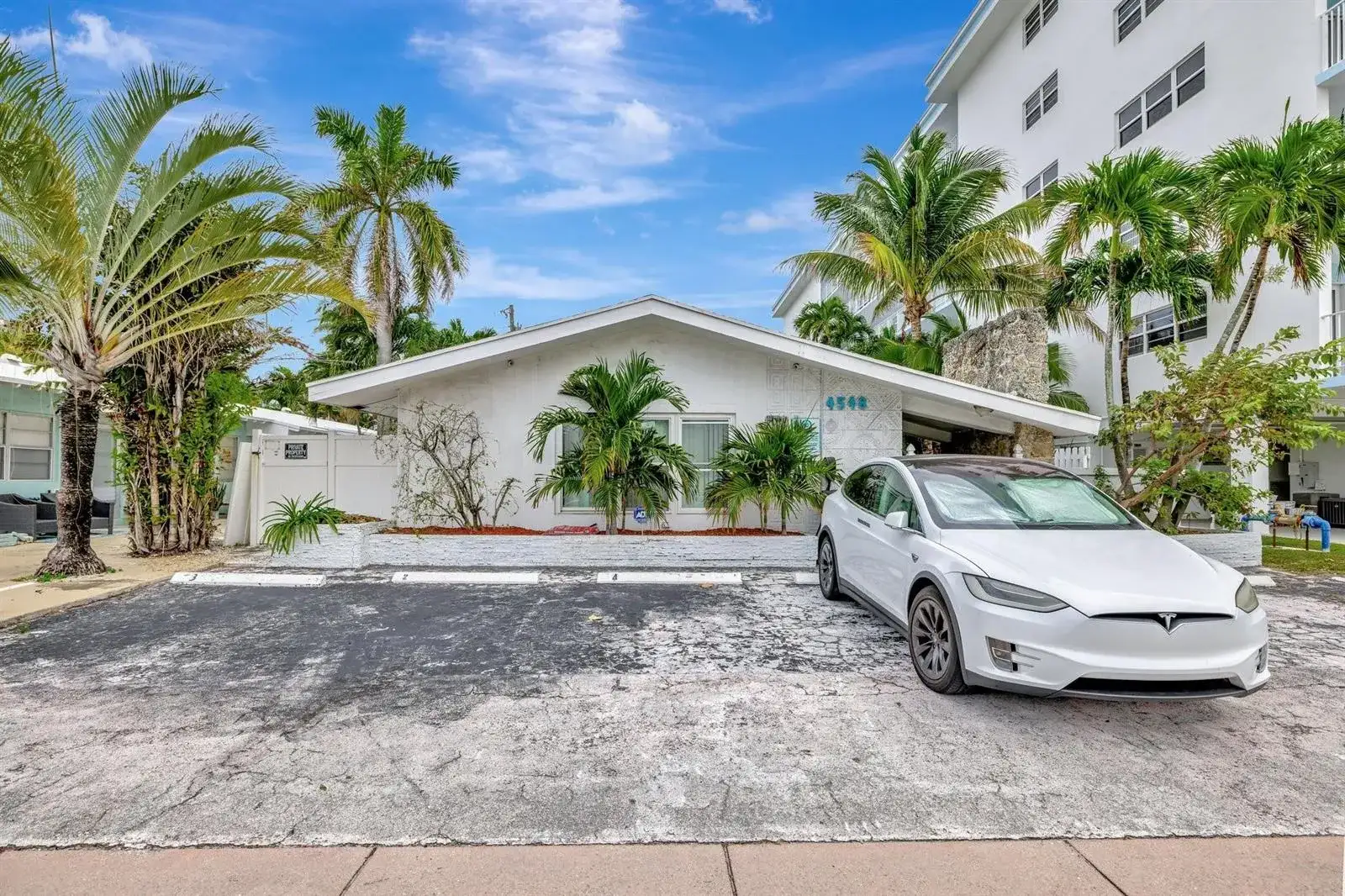 4548 N Ocean # 2, Lauderdale By The Sea FL 33313 photo 3