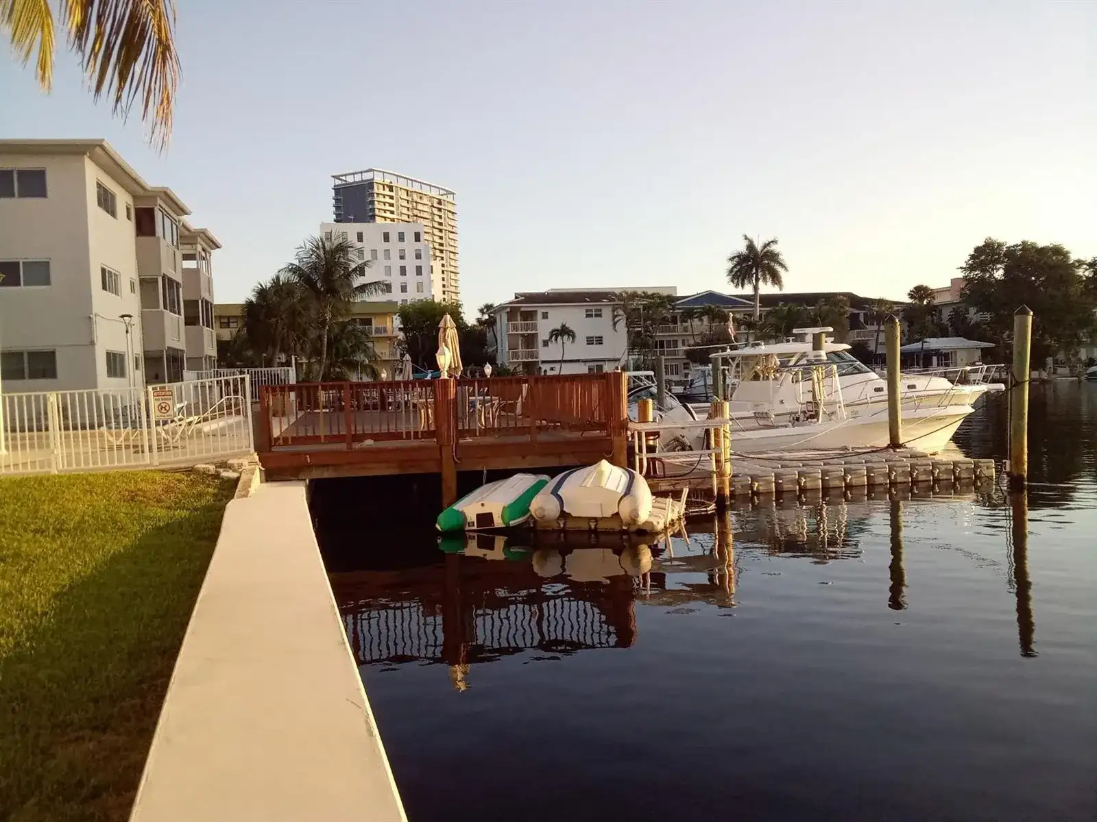 462 Golden Isles Drive # 110, Hallandale Beach FL 33009 photo 3