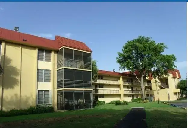 3490 Foxcroft Road # 317, Miramar FL 33025 photo 2