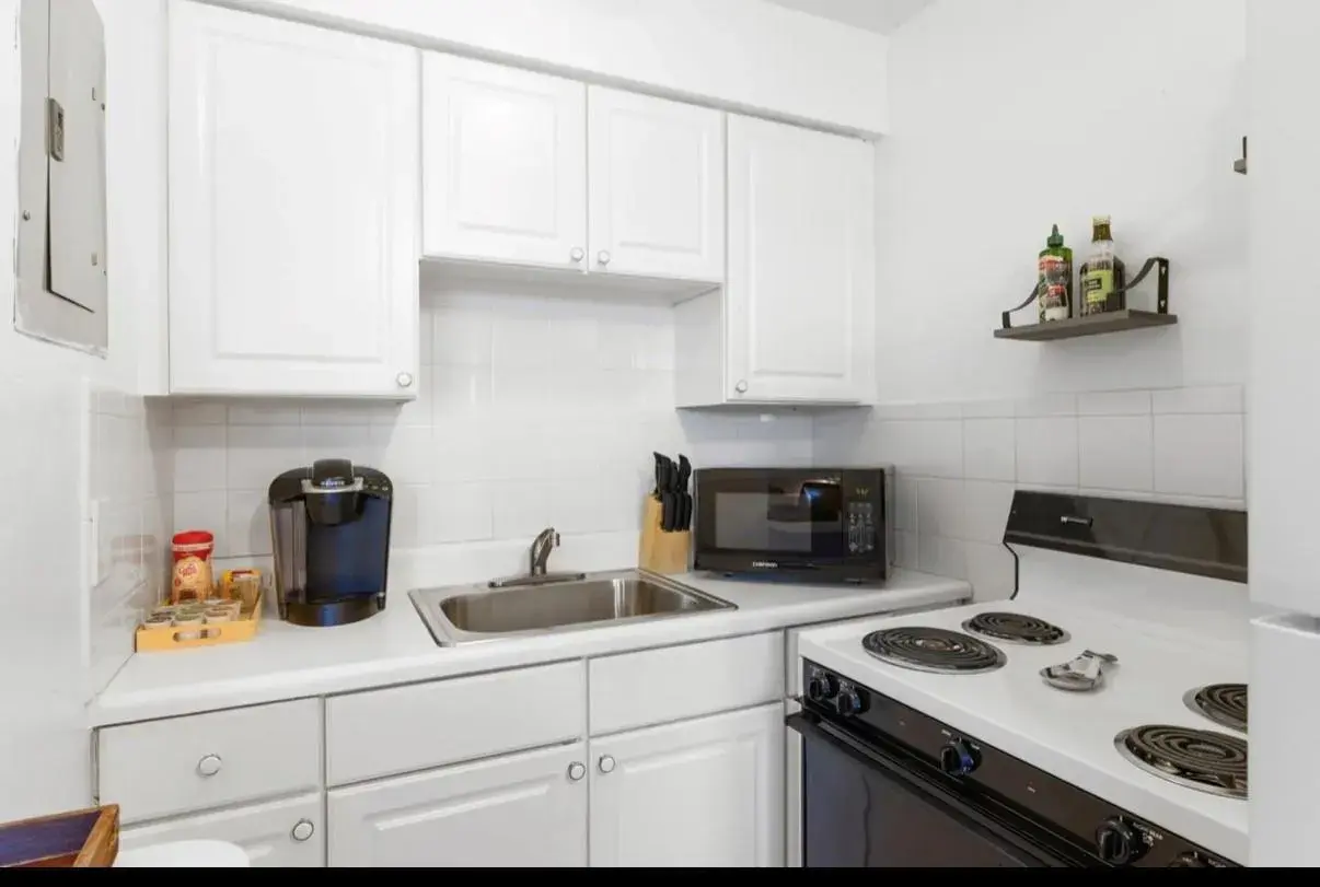 820 NE 16th Avenue # 7, Fort Lauderdale FL 33304