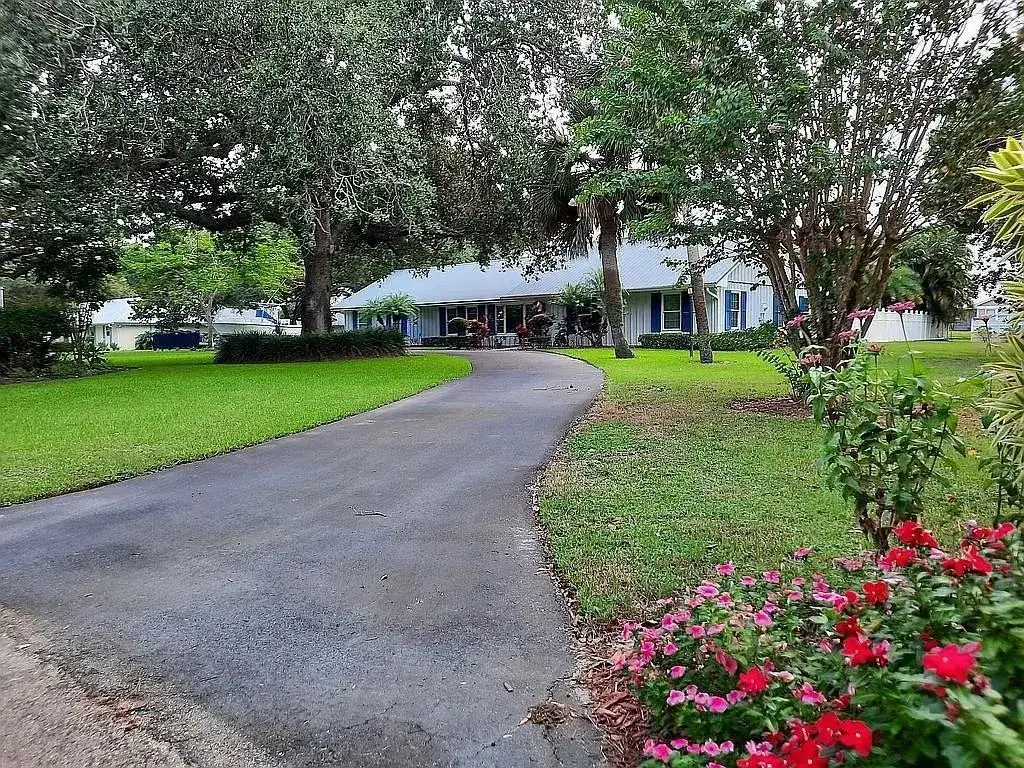 155 31st Avenue, Vero Beach FL 32968 photo 2