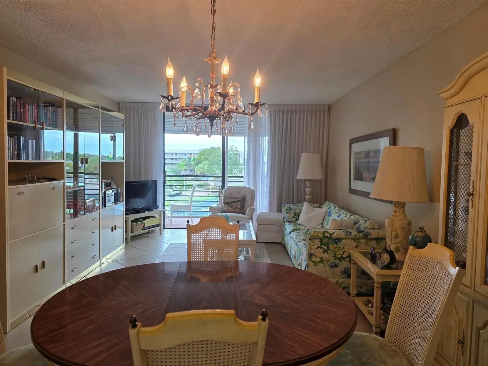 1001 Colony Point Circle # 405, Pembroke Pines FL 33026 photo 3