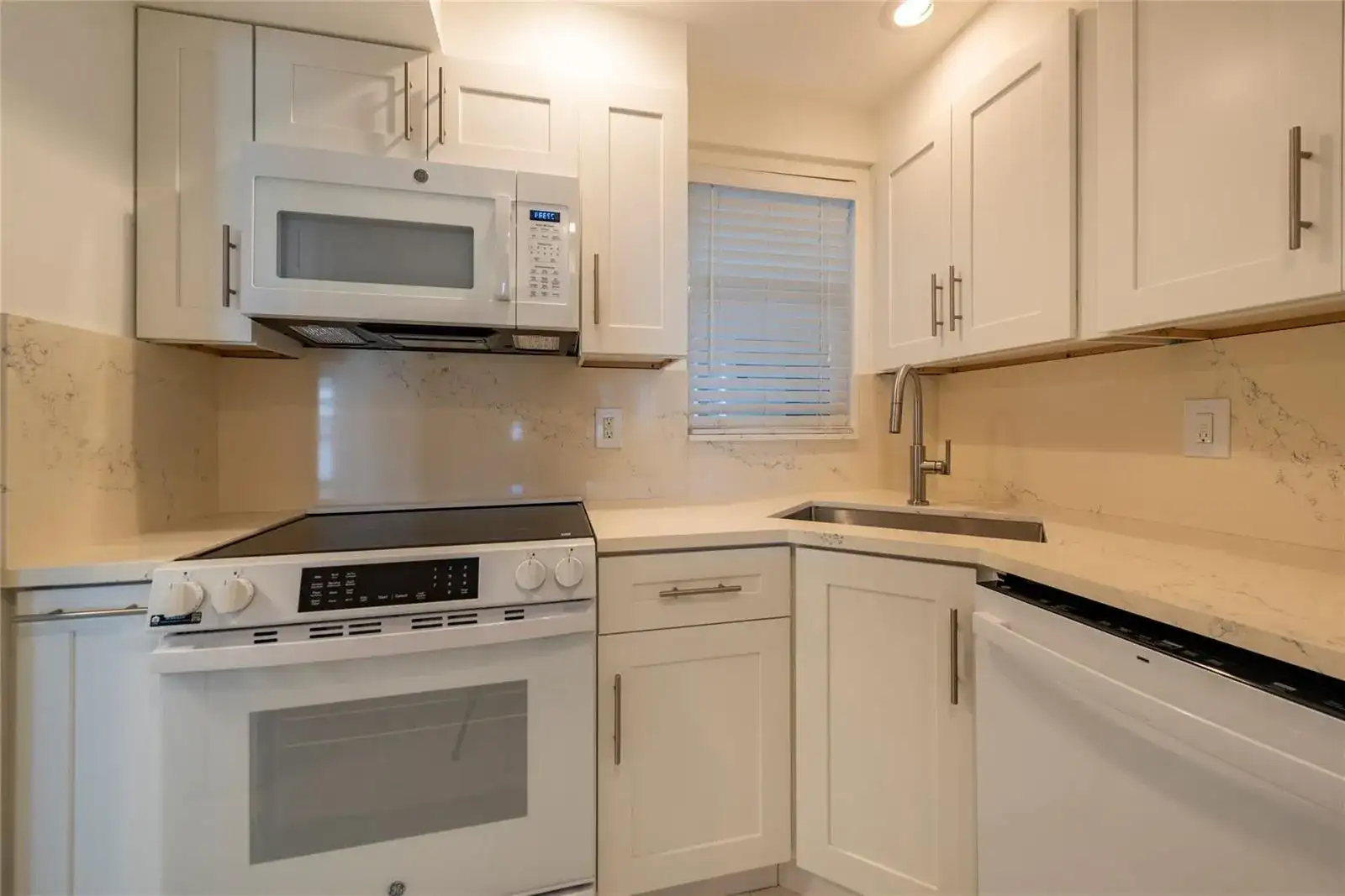 3101 NE 47th Court # 504, Fort Lauderdale FL 33308 photo 5