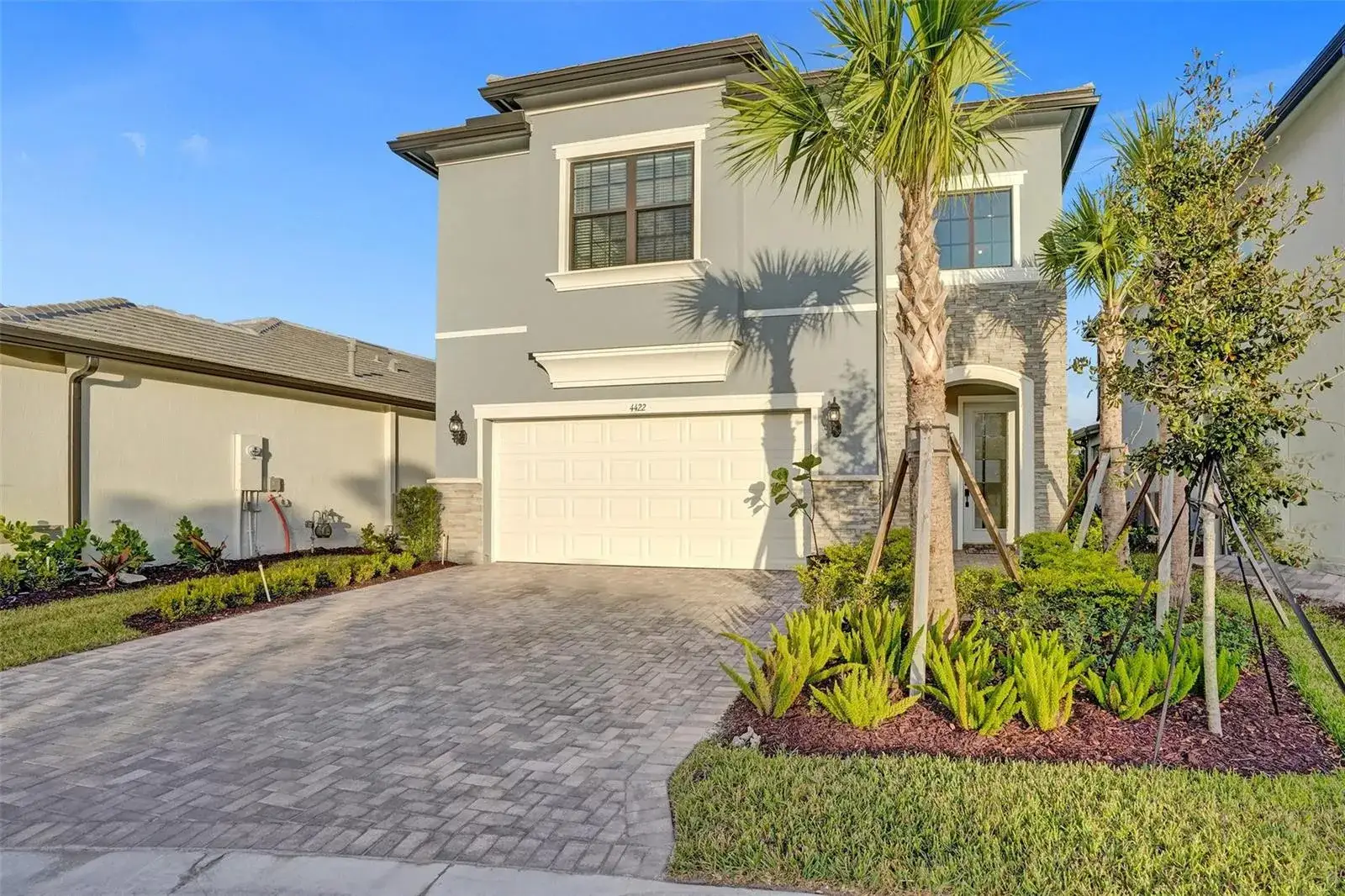 4422 S Silverwood Lane, Oakland Park FL 33309