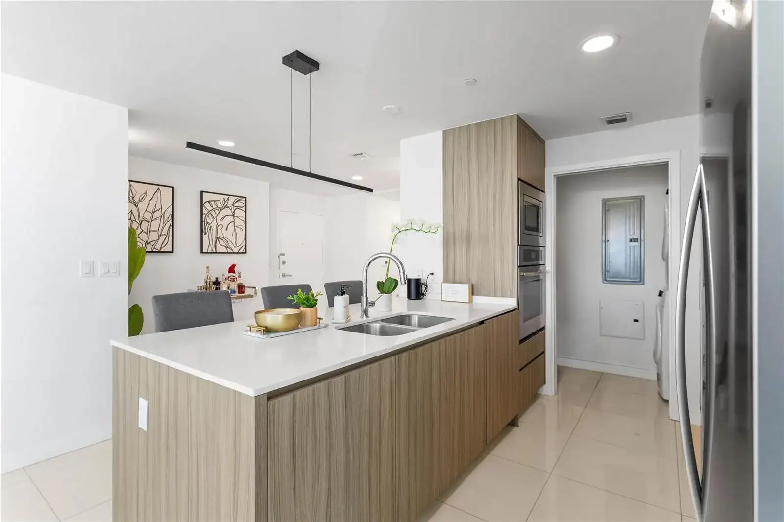 600 NE 27th Street # 2301, Miami FL 33137 photo 3