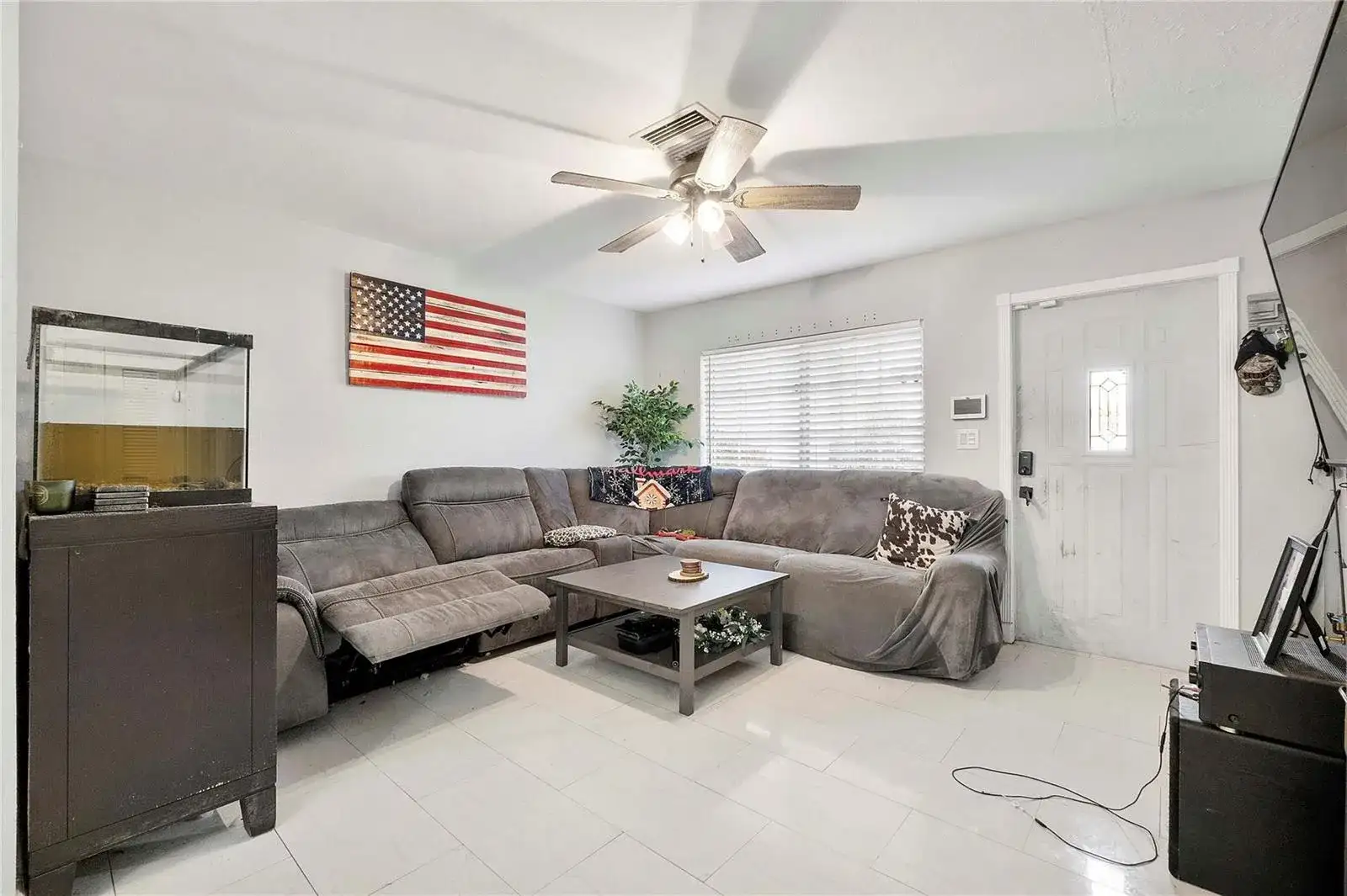 6810 Merion Court, North Lauderdale FL 33068 photo 2