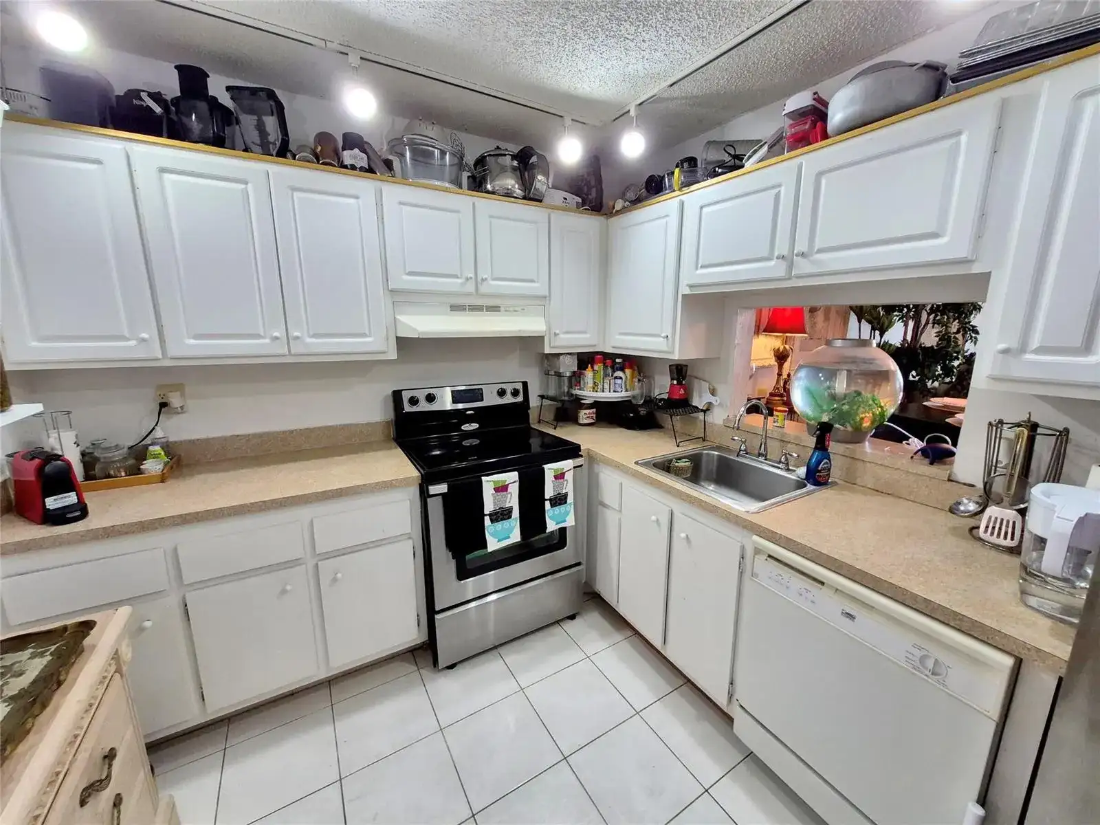 2840 Somerset Drive # 208m, Lauderdale Lakes FL 33311 photo 3