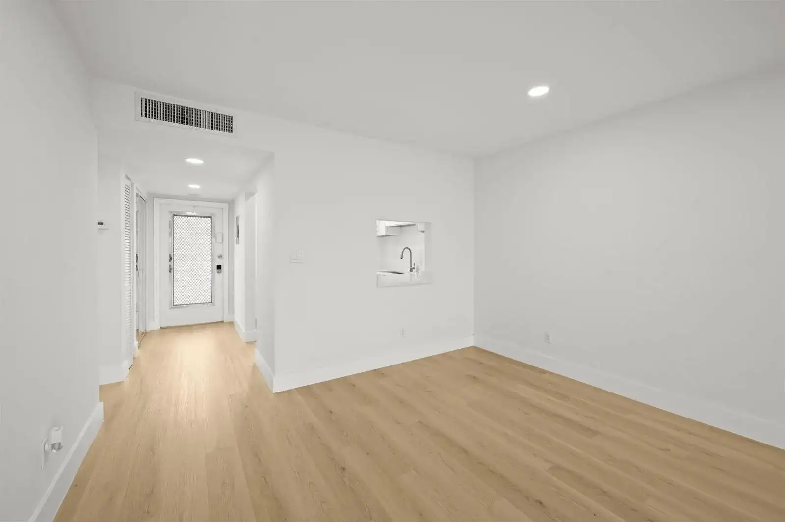 6000 NW 64th Avenue # 303, Tamarac FL 33319 photo 5