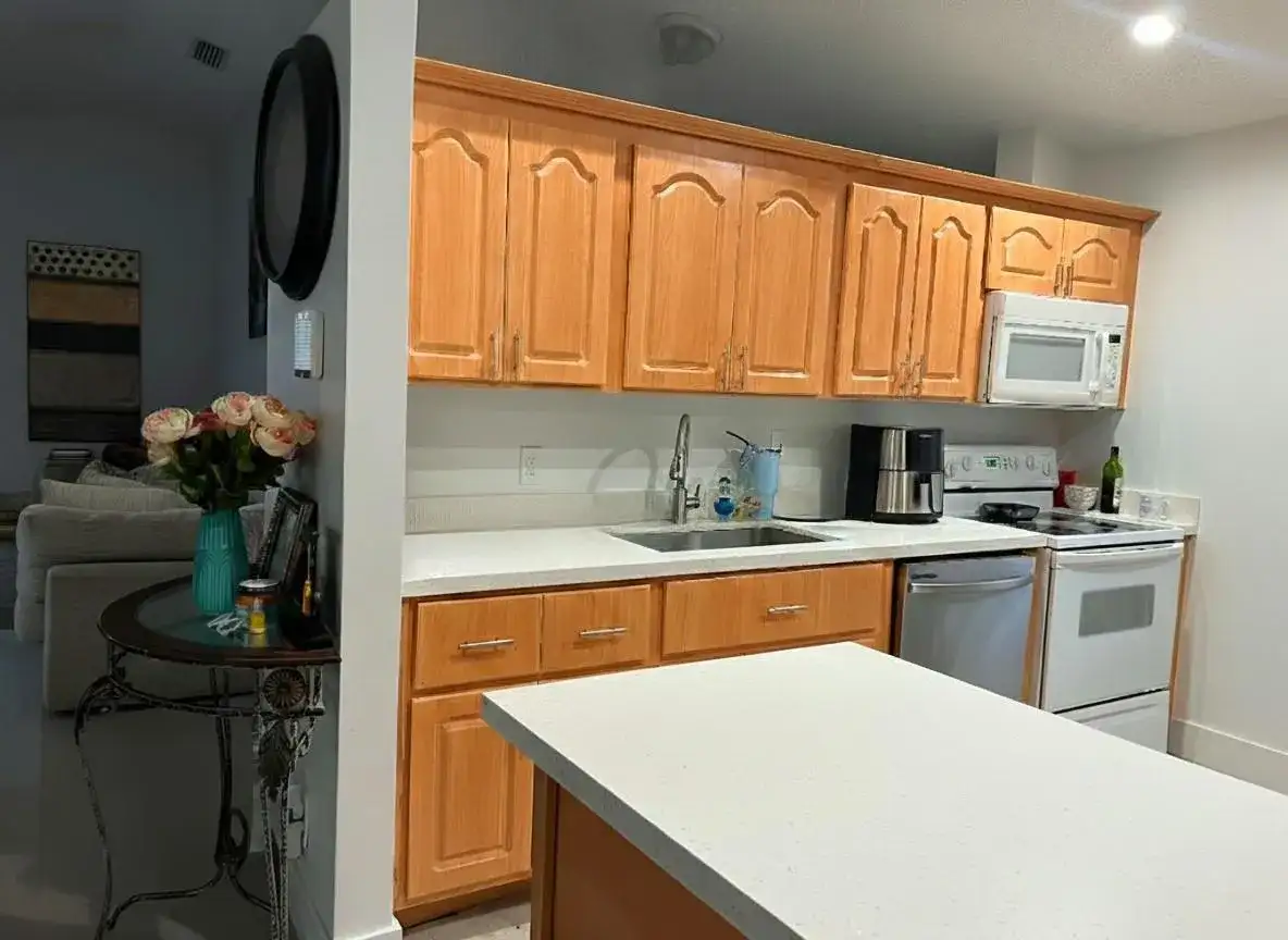 8205 SW 12th Place, North Lauderdale FL 33068 photo 4