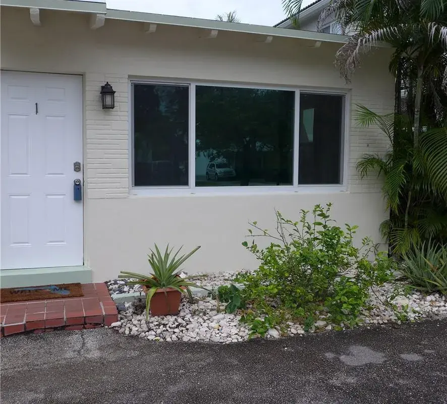 812 NE 15 Avenue, Fort Lauderdale FL 33304