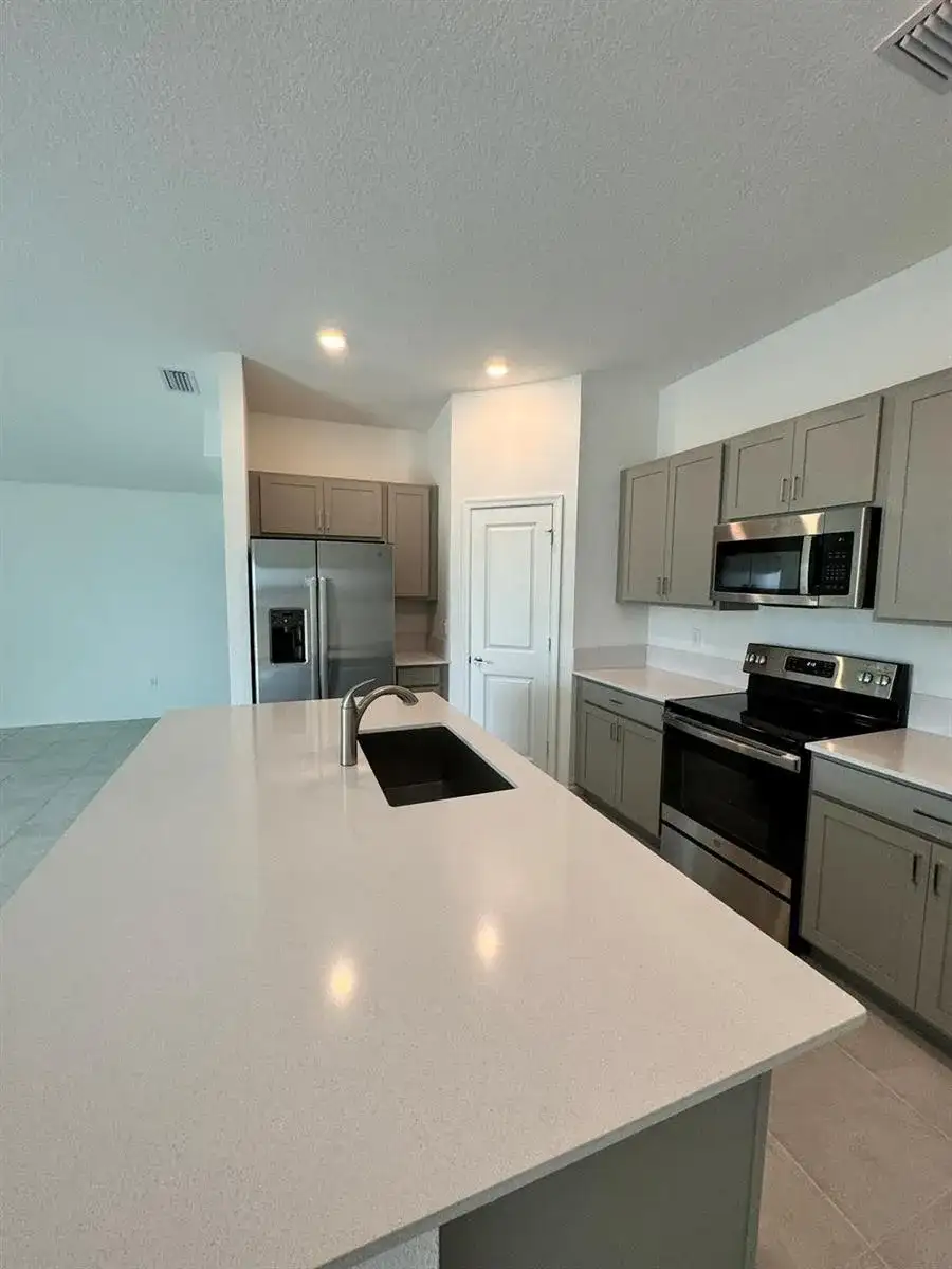 785 Worlington Lane, Fort Pierce FL 34947 photo 3
