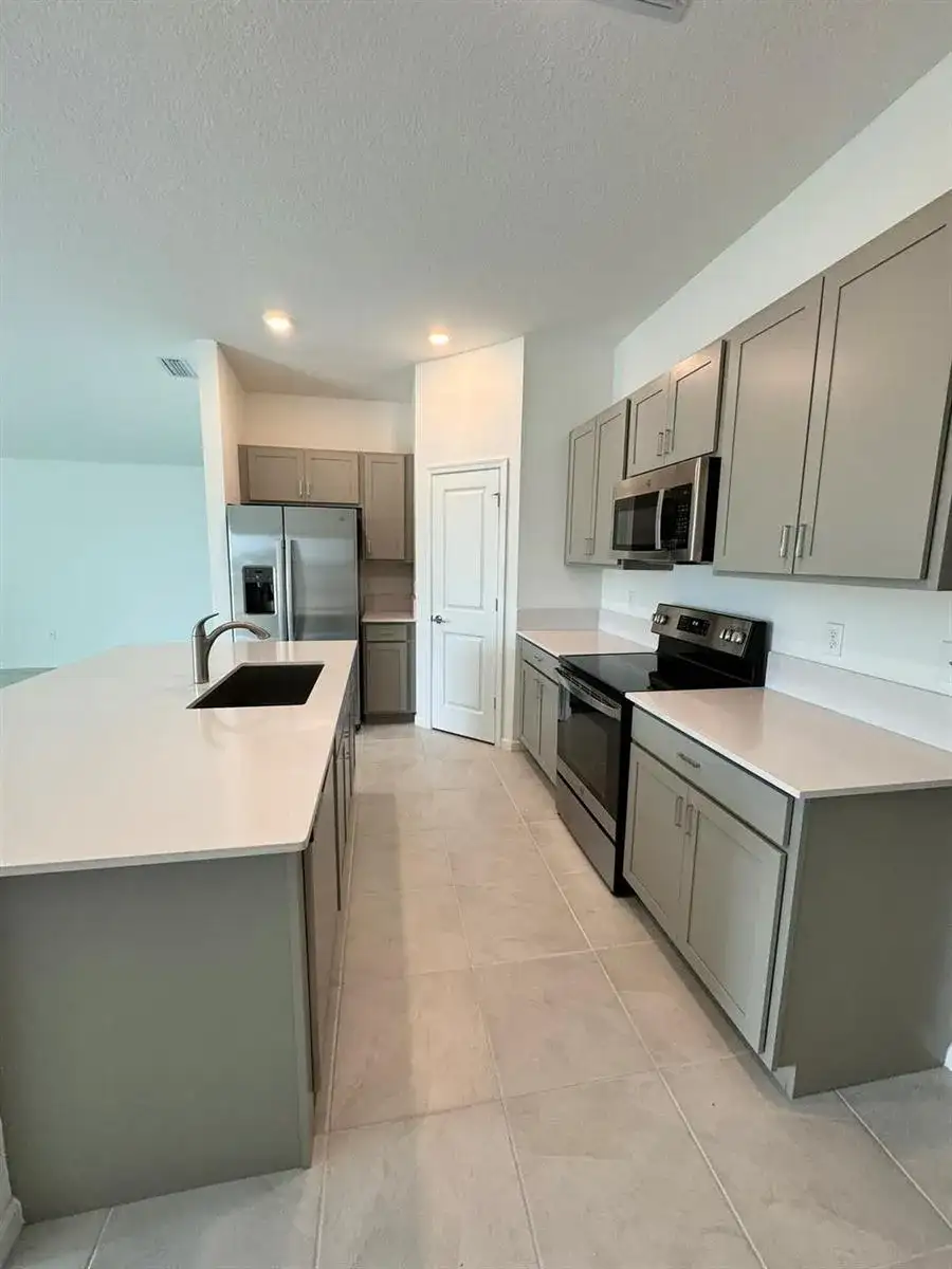 785 Worlington Lane, Fort Pierce FL 34947 photo 4