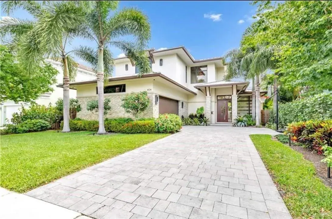 404 NE 13th Avenue, Fort Lauderdale FL 33301