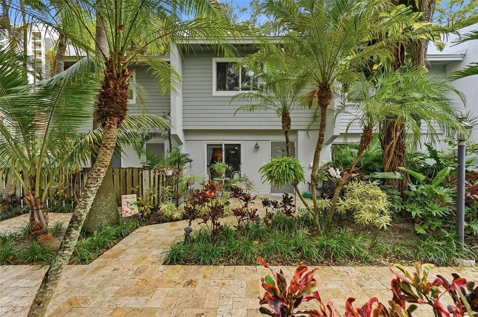 705 NE 1st Street # 2, Fort Lauderdale FL 33301