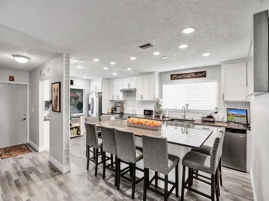 138 Lake Barbara Drive # 138, West Palm Beach FL 33411 photo 4